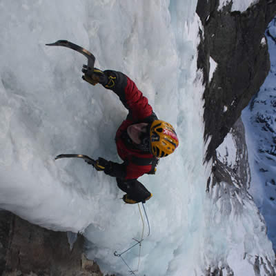 Anna Torretta guida alpina e drytooling