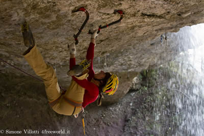 Anna Torretta guida alpina e drytooling